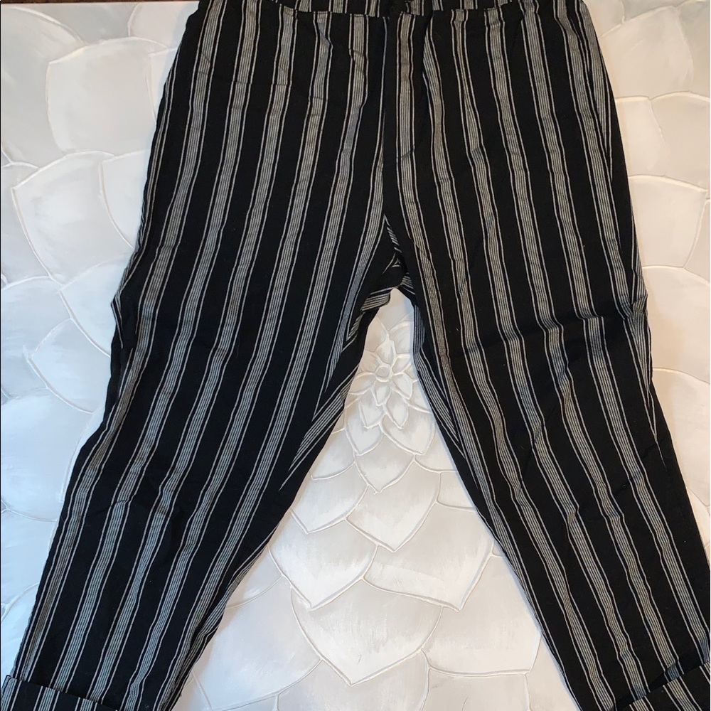 Striped capris pants